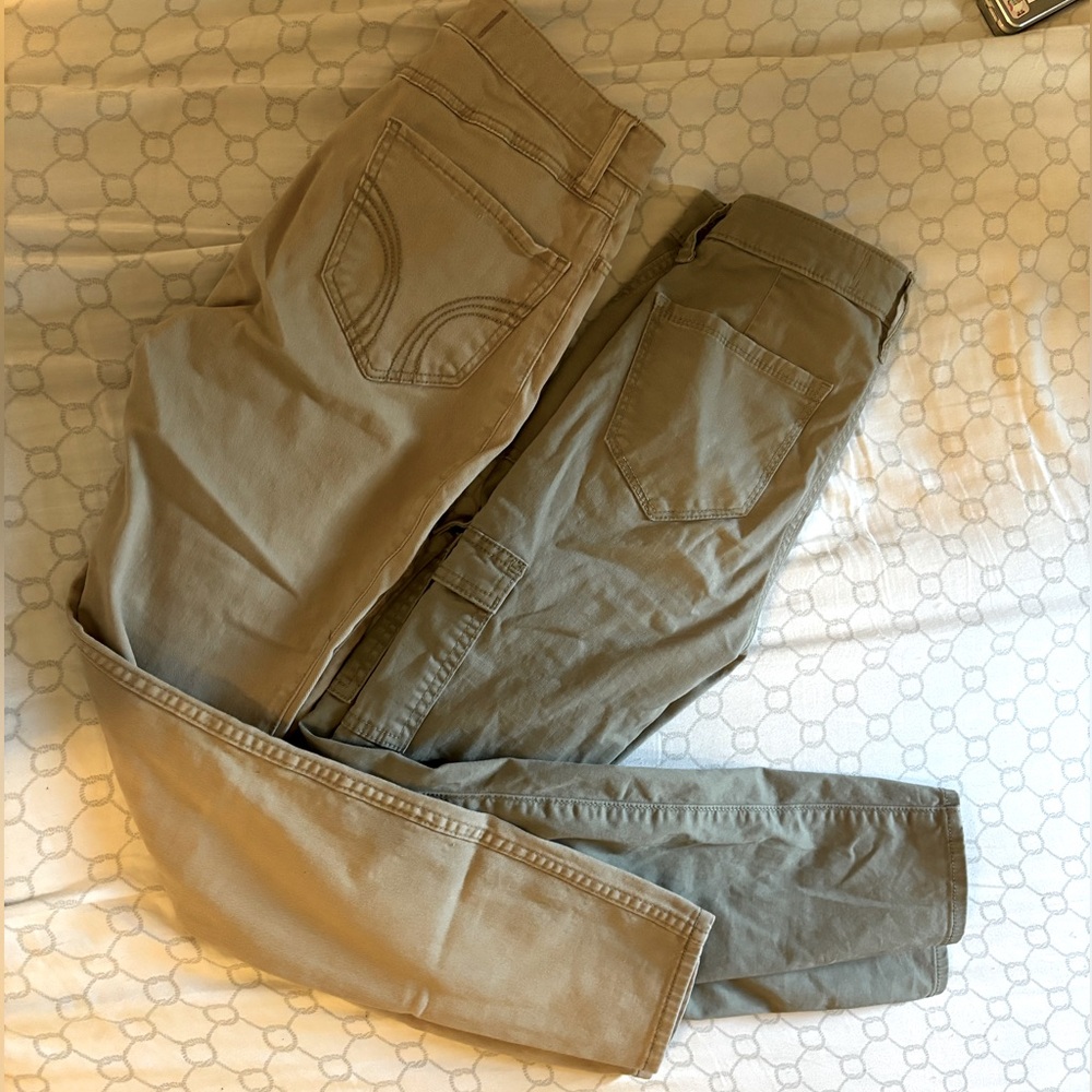 Bundle of 2 pairs of hollister skinny jeans! Khaki and green cargo pants.